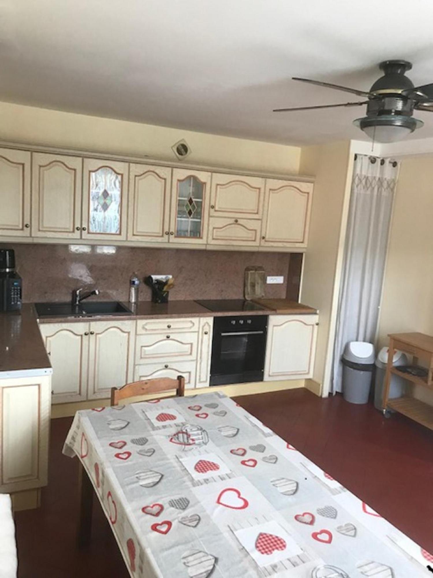 La Maison D'Amis Auneuil المظهر الخارجي الصورة