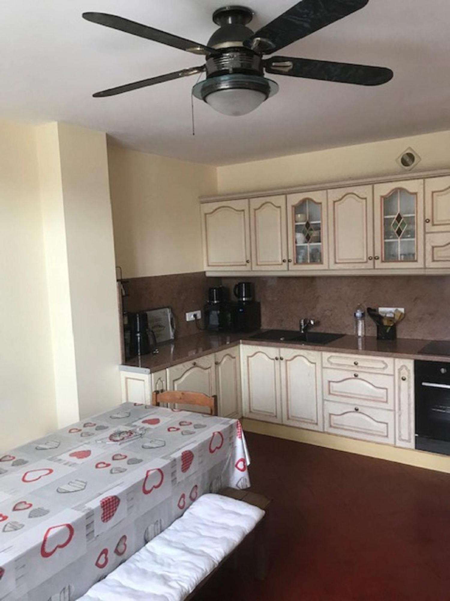 La Maison D'Amis Auneuil المظهر الخارجي الصورة